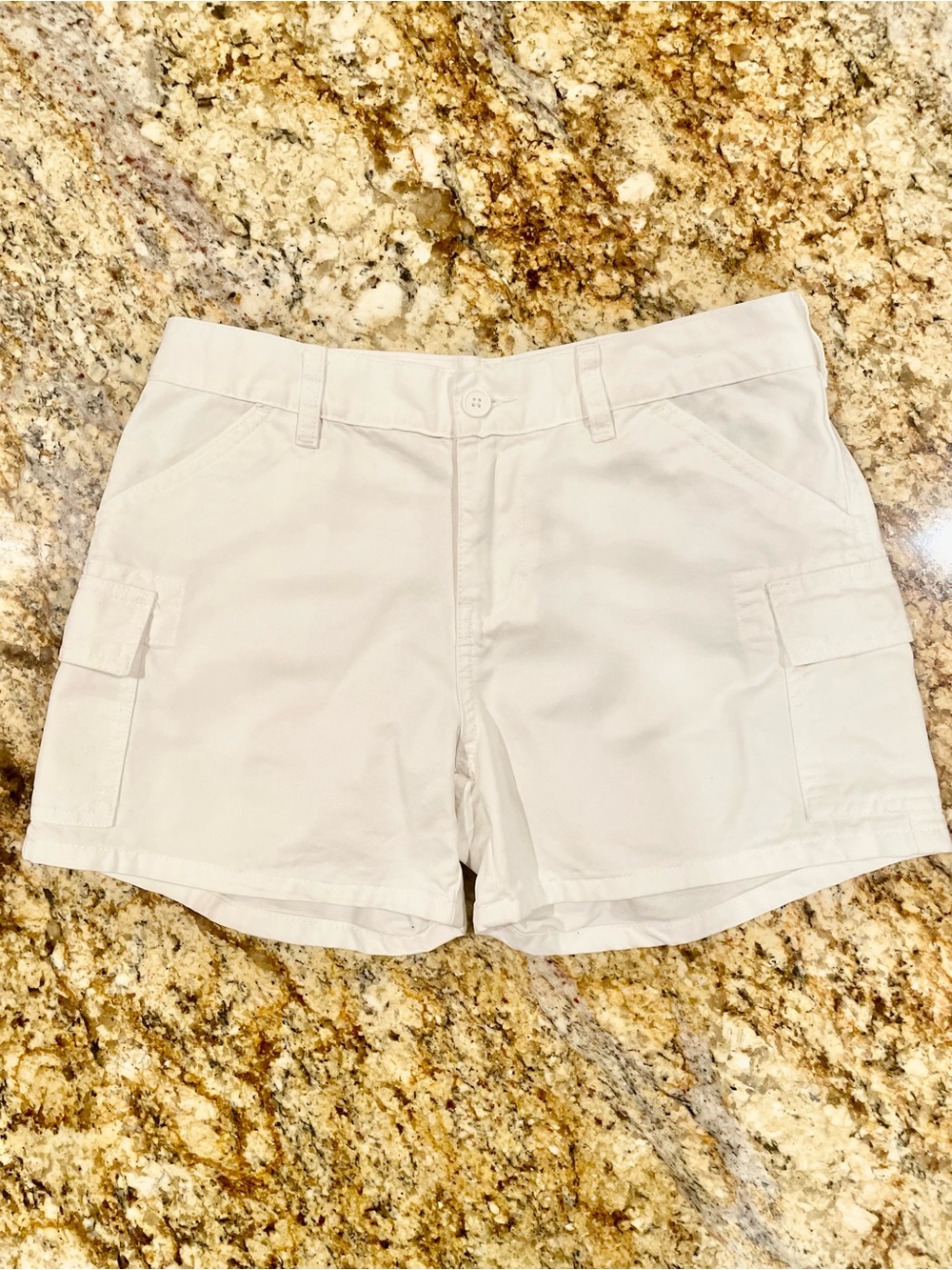 J. Galt 100% Cotton White Cargo Shorts – Adjustable Waist